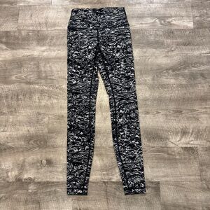 Lululemon Wunder Under Hi-Rise Tight 28" Liquid Platinum Alpine Black White-Sz 6